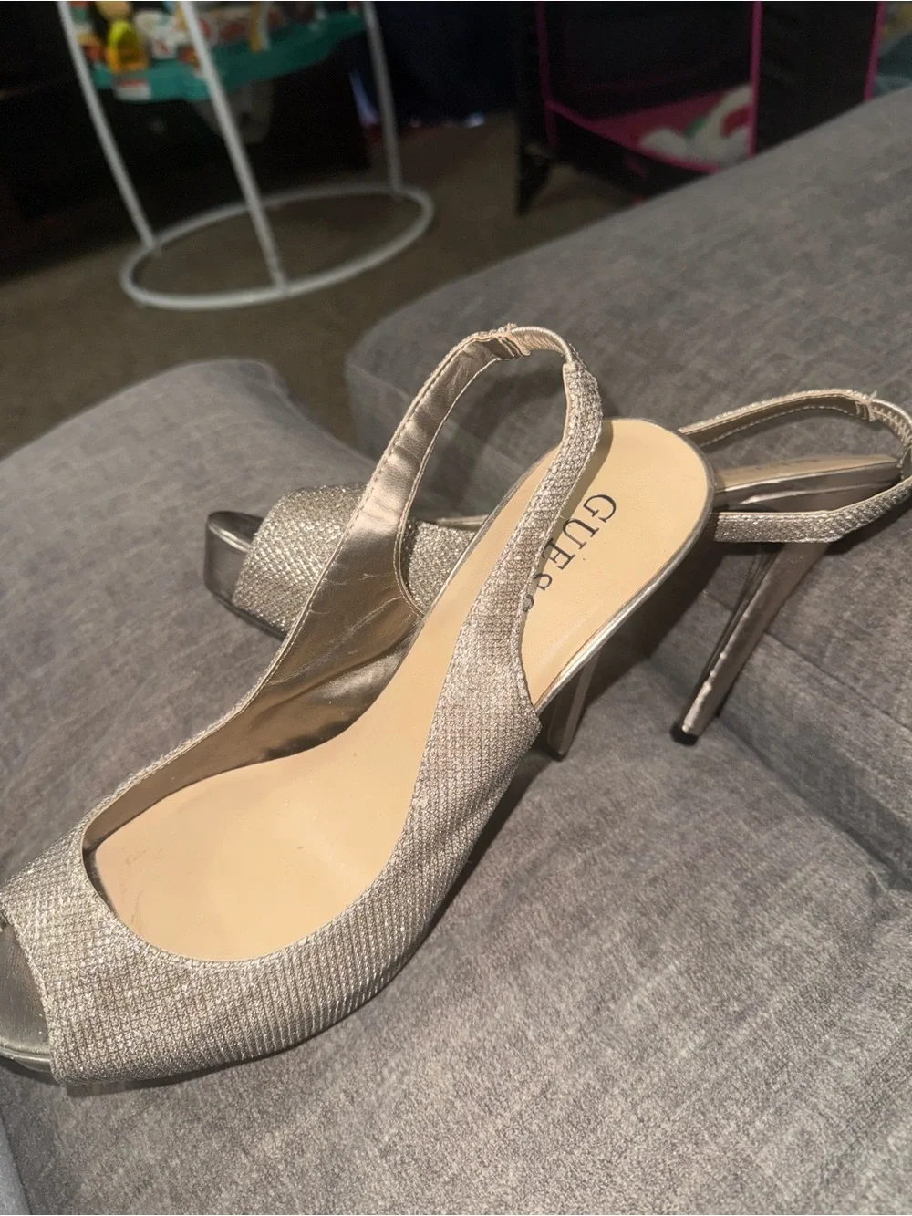 Guess women open